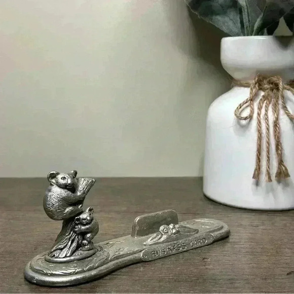 Vintage Business Card Holder - Picture 2 of 3